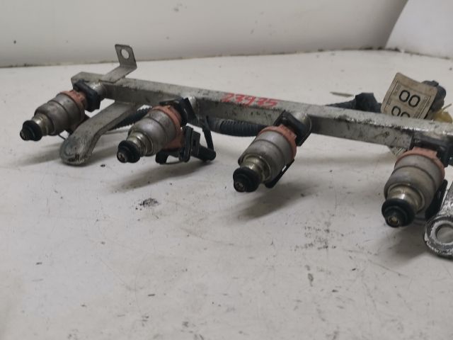 bontott CHEVROLET AVEO Porlasztó Sor / Híd