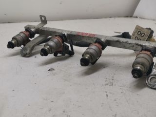 bontott CHEVROLET AVEO Porlasztó Sor / Híd