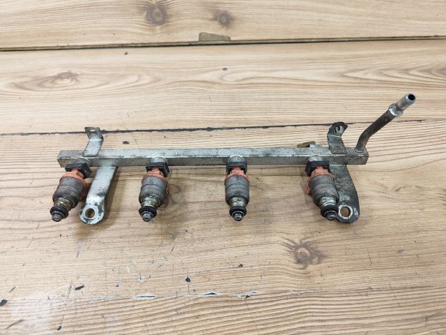 bontott CHEVROLET AVEO Porlasztó Sor / Híd