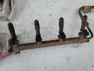 bontott CHEVROLET AVEO Porlasztó Sor / Híd