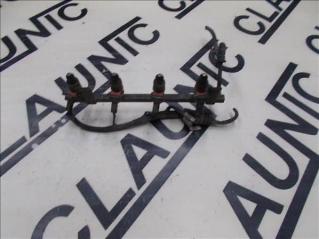 bontott CHEVROLET AVEO Porlasztó Sor / Híd