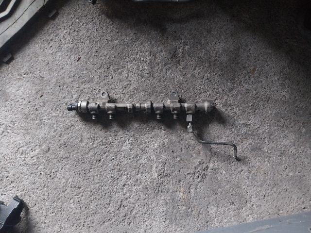 bontott CHEVROLET AVEO Közösnyomócső