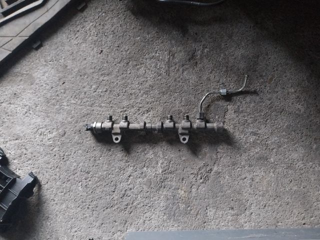 bontott CHEVROLET AVEO Közösnyomócső