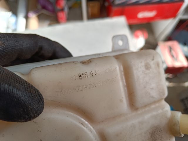 bontott CHEVROLET AVEO Kiegyenlítő Tartály