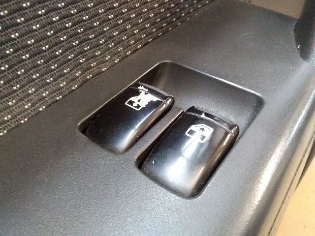 bontott CHEVROLET AVEO Bal első Ablakemelő Kapcsoló