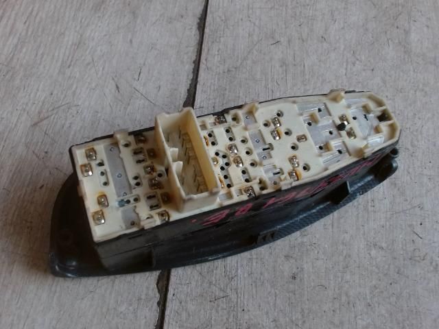 bontott CHEVROLET AVEO Bal első Ablakemelő Kapcsoló