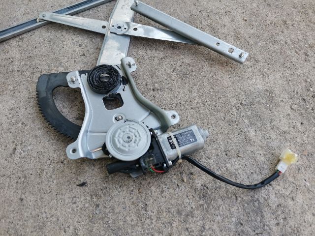 bontott CHEVROLET AVEO Bal első Ablakemelő Szerkezet (Elektromos)