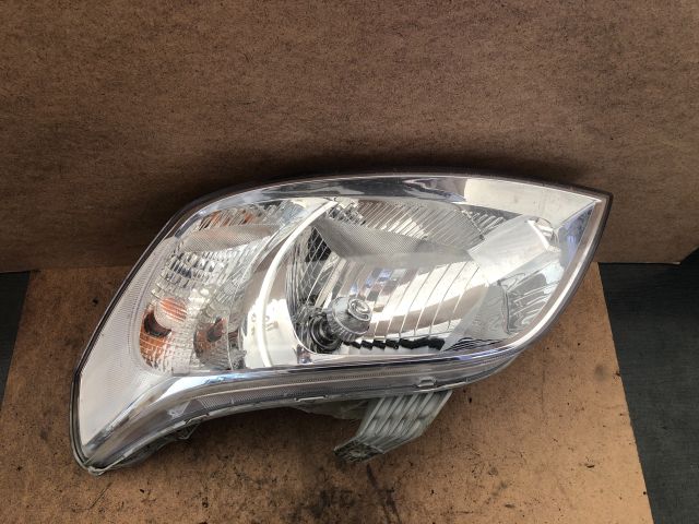 bontott CHEVROLET AVEO Bal Fényszóró