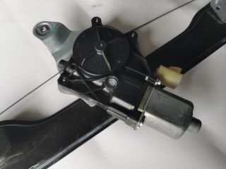 bontott CHEVROLET AVEO Bal hátsó Ablakemelő Szerkezet (Elektromos)