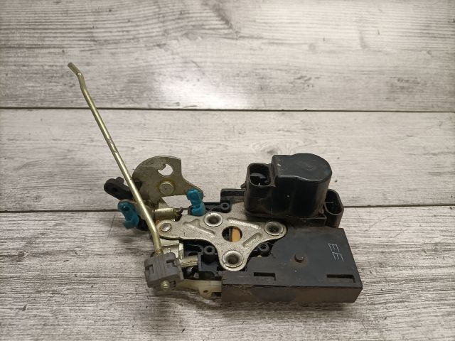 bontott CHEVROLET AVEO Bal hátsó Ajtózár