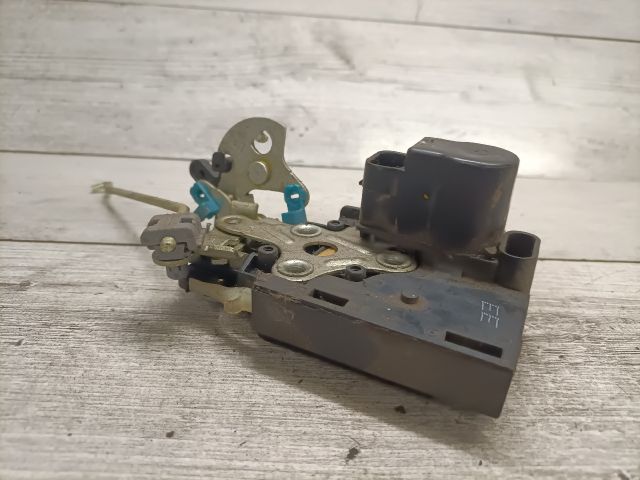 bontott CHEVROLET AVEO Bal hátsó Ajtózár