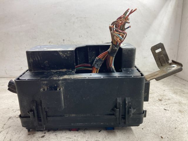 bontott CHEVROLET AVEO Biztosítéktábla Doboz