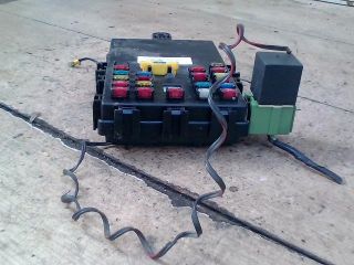 bontott CHEVROLET AVEO Biztosítéktábla Utastér