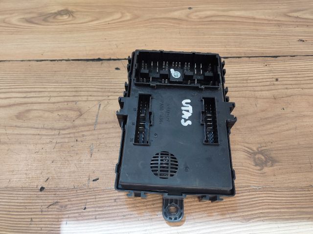 bontott CHEVROLET AVEO Biztosítéktábla Utastér