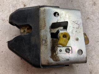 bontott CHEVROLET AVEO Csomagtérajtó Zárszerkezet