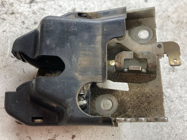 bontott CHEVROLET AVEO Csomagtérajtó Zárszerkezet