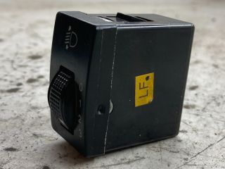 bontott CHEVROLET AVEO Fényszórómagasság Állító Kapcsoló