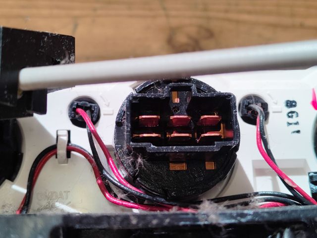 bontott CHEVROLET AVEO Fűtéskapcsoló (Nem klímás)