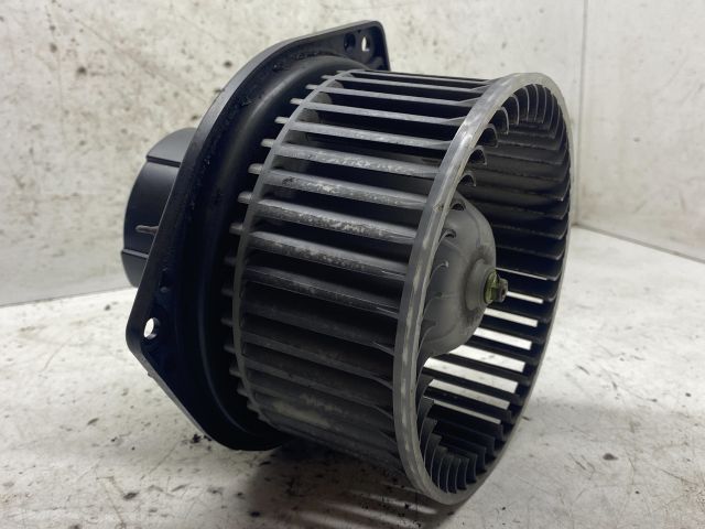 bontott CHEVROLET AVEO Fűtőmotor (Klímás)