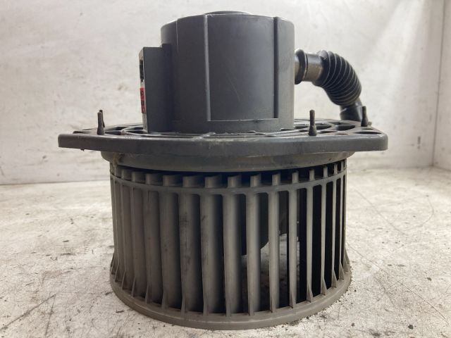 bontott CHEVROLET AVEO Fűtőmotor (Klímás)