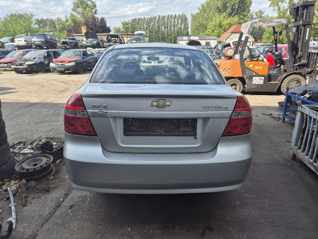 bontott CHEVROLET AVEO Hátsó Lökhárító (Részeivel)