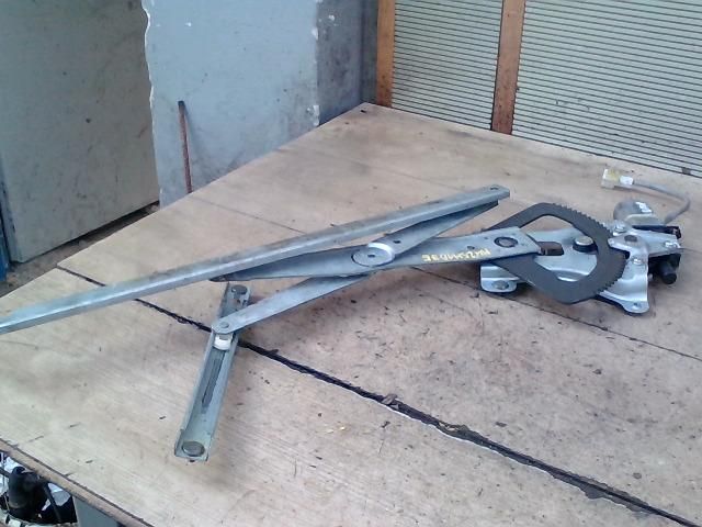 bontott CHEVROLET AVEO Jobb első Ablakemelő Szerkezet (Elektromos)