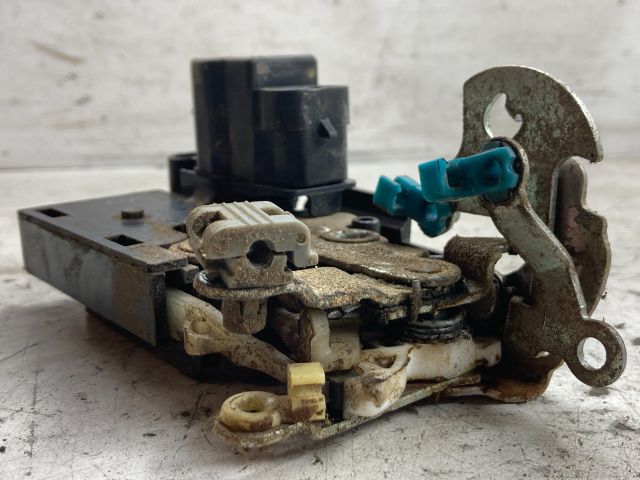 bontott CHEVROLET AVEO Jobb első Ajtózár