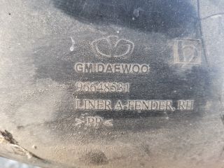 bontott CHEVROLET AVEO Jobb első Első Dobbetét (Kerékjárati, Műanyag)