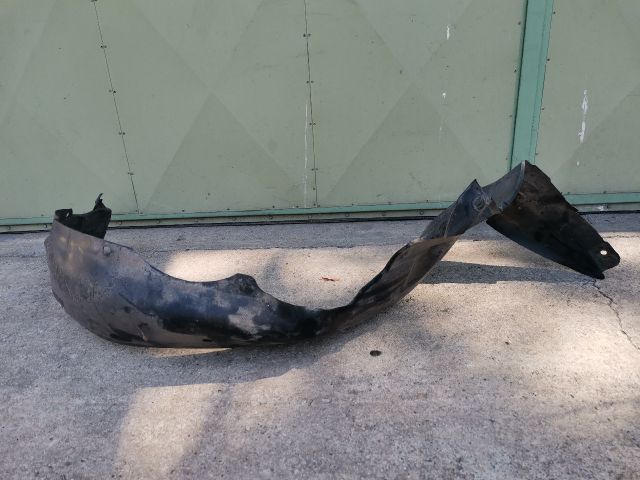 bontott CHEVROLET AVEO Jobb első Első Dobbetét (Kerékjárati, Műanyag)