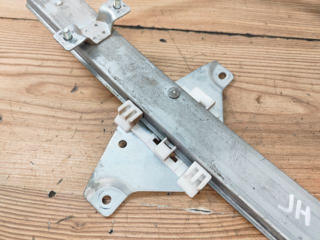 bontott CHEVROLET AVEO Jobb hátsó Ablakemelő Szerkezet (Mechanikus)