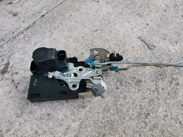 bontott CHEVROLET AVEO Jobb hátsó Ajtózár