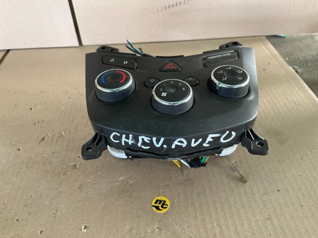 bontott CHEVROLET AVEO Középkonzol Vezérlő Panel