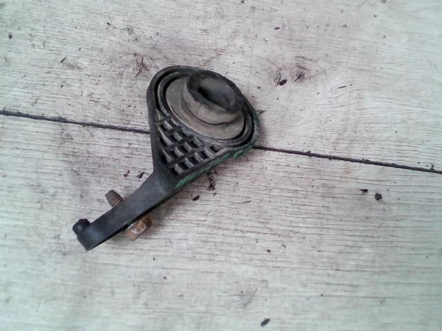 bontott CHEVROLET AVEO Vízhűtő Radiátor Tartó