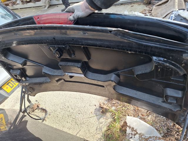 bontott CHEVROLET CAMARO Csomagtérajtó (Részeivel)