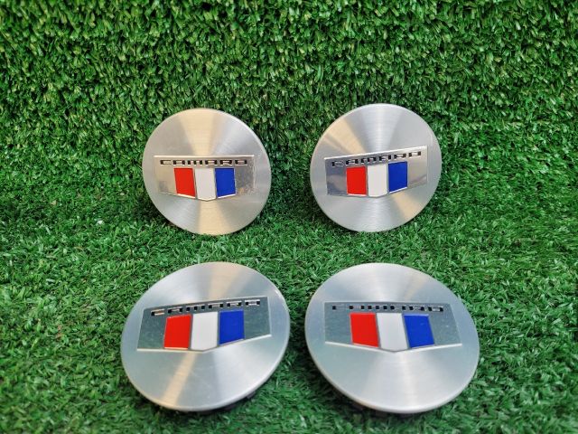 bontott CHEVROLET CAMARO Felniközép Szett