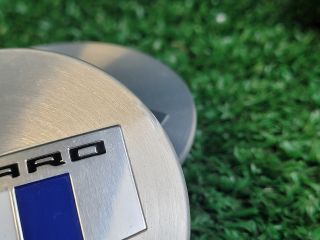 bontott CHEVROLET CAMARO Felniközép Szett