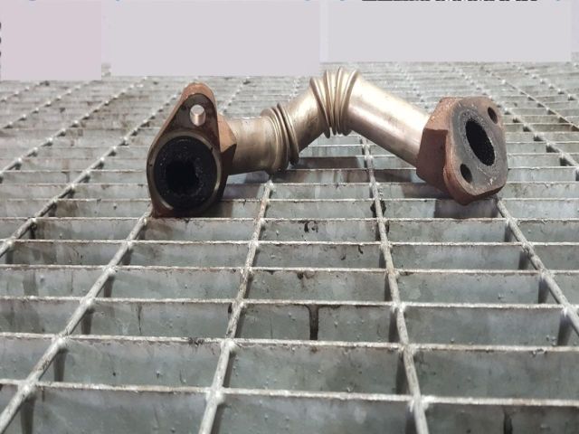 bontott CHEVROLET CAPTIVA EGR Hűtő Cső