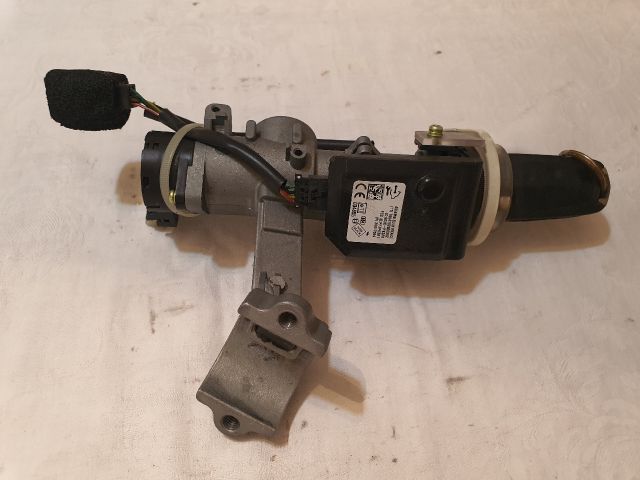 bontott CHEVROLET CAPTIVA Gyújtáskapcsoló Házzal