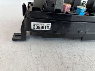 bontott CHEVROLET CAPTIVA Biztosítéktábla Motortér