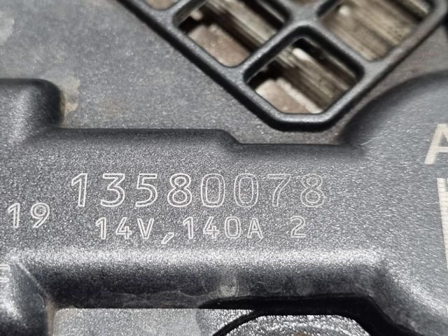 bontott CHEVROLET CAPTIVA Generátor