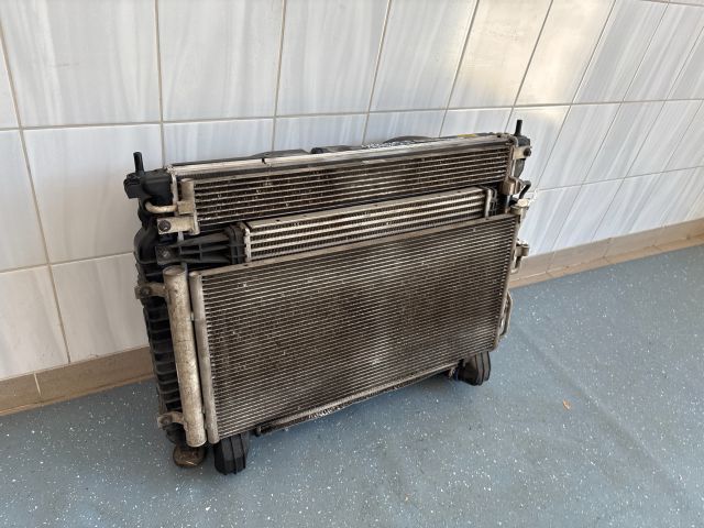 bontott CHEVROLET CAPTIVA Hűtő Ventilátor(ok), Radiátor(ok) Szett