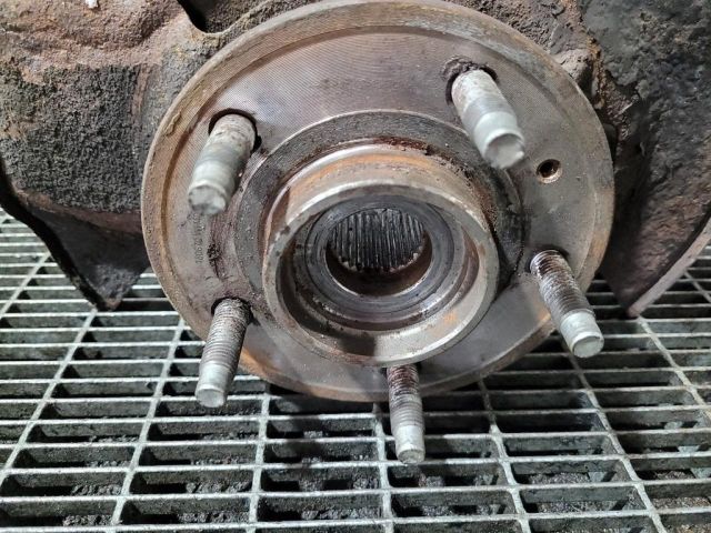 bontott CHEVROLET CAPTIVA Jobb első Csonkállvány