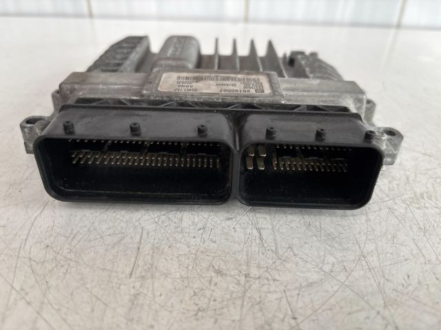 bontott CHEVROLET CAPTIVA Motorvezérlő