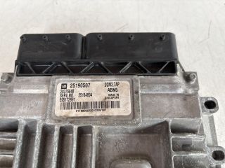 bontott CHEVROLET CAPTIVA Motorvezérlő