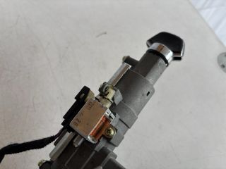 bontott CHEVROLET CAPTIVA Gyújtáskapcsoló