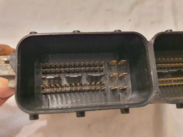 bontott CHEVROLET CAPTIVA Motorvezérlő