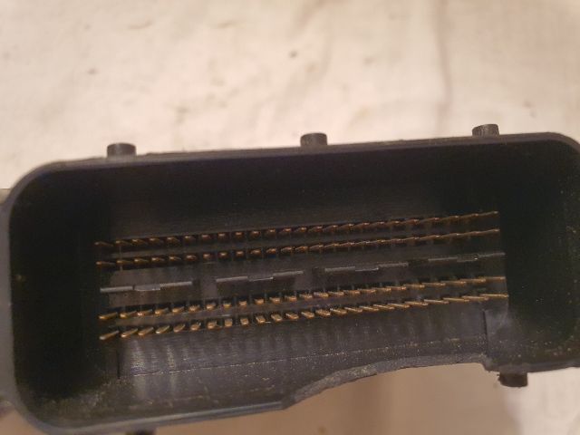 bontott CHEVROLET CAPTIVA Motorvezérlő