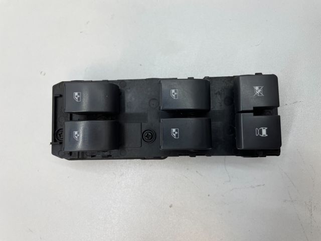bontott CHEVROLET CAPTIVA Ablakemelő Kapcsoló Négyes / Kettes