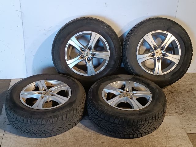 bontott CHEVROLET CAPTIVA Alufelni Szett Gumival