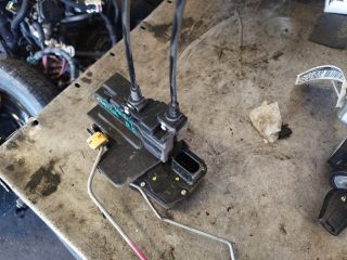 bontott CHEVROLET CAPTIVA Bal első Ajtózár